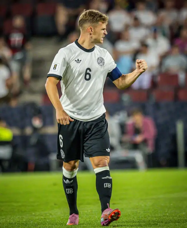 被分在A组, 围攻卢森堡 被分在A组, 围攻卢森堡