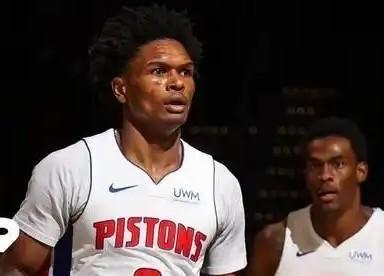 任盈, 乔治, entit