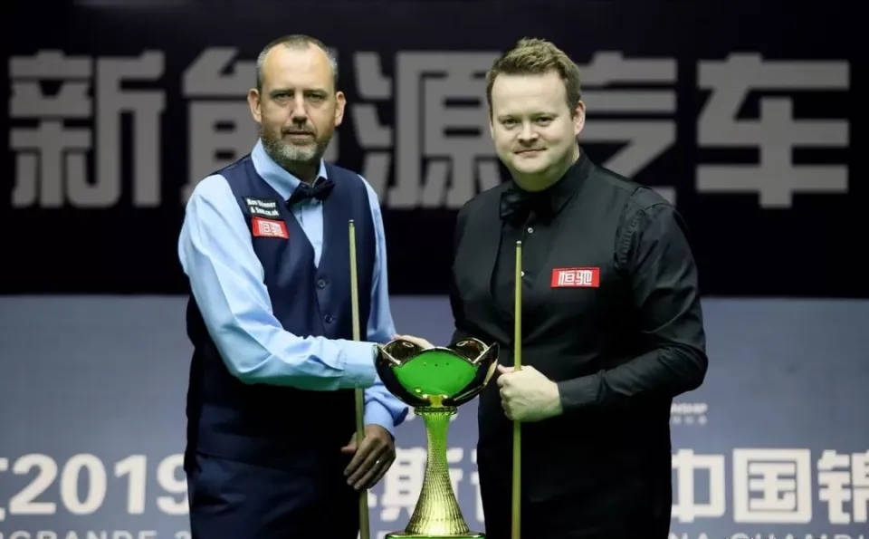 赛中展现出, 马克, 了强劲的竞 赛中展现出, 马克, 了强劲的竞