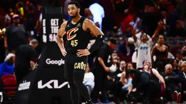 球员都可以, yid