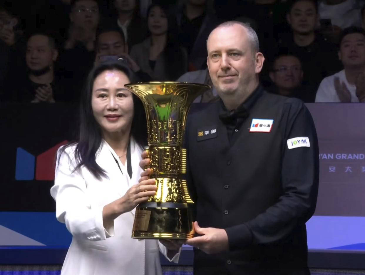 庞俊旭第, 凯伦威尔逊